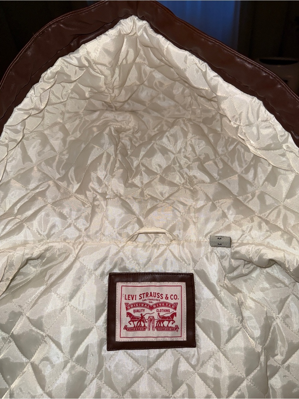 Levi's Two-Tone Teddy Sherpa Hooded Coat in Cream & Brown size: Medium - Picture 6 of 10